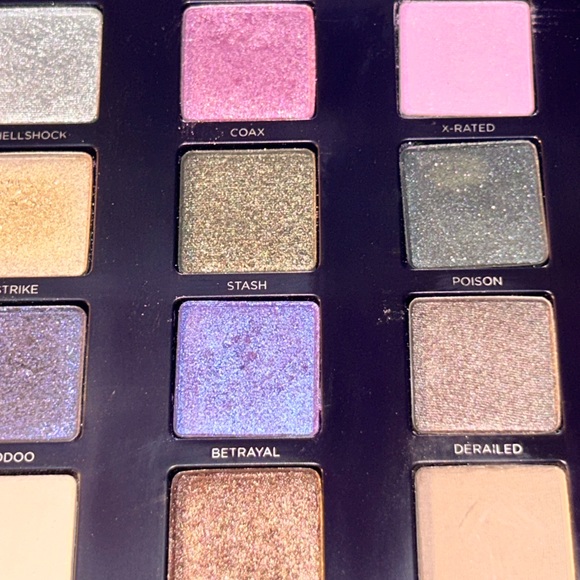 Urban Decay Vice 2 Eyeshadow Palette - Picture 6 of 6